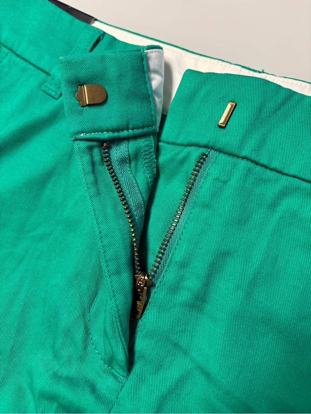 J. Crew woman’s Teal Flat Front Chino Shorts Sz/12 NWT. - Picture 4 of 7